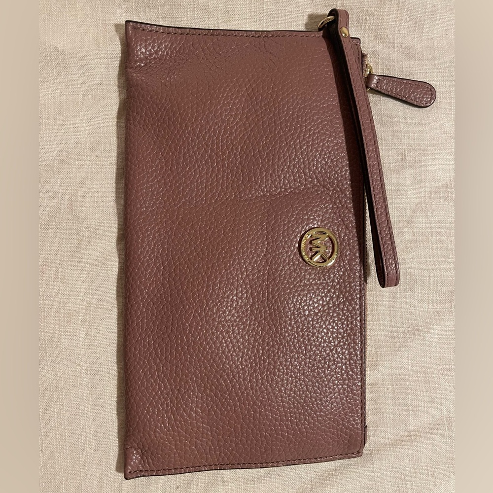 Michael Kors Leather Wristlet